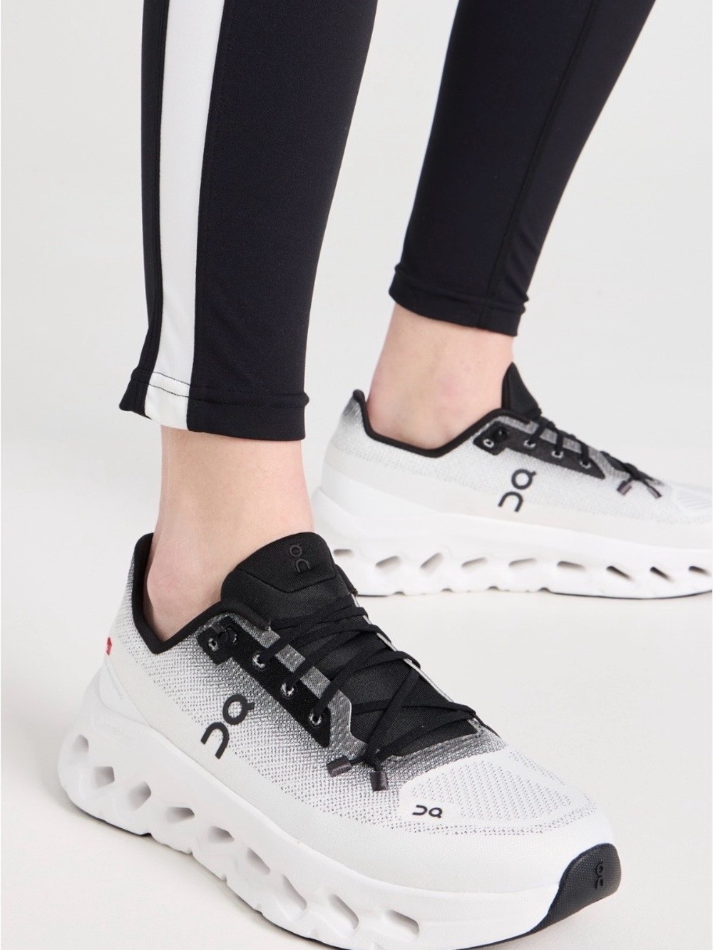 On Running Cloudtilt Black Ivory Women’s Shoes (Size USW 8.5 / EU 40)